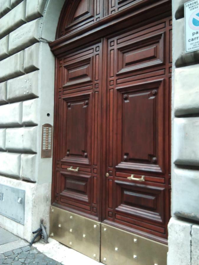 Sixty One Luxury Room Rome Extérieur photo